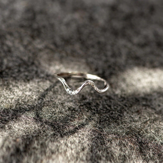Water Wave Silver Ring – Adjustable Fashion Ring