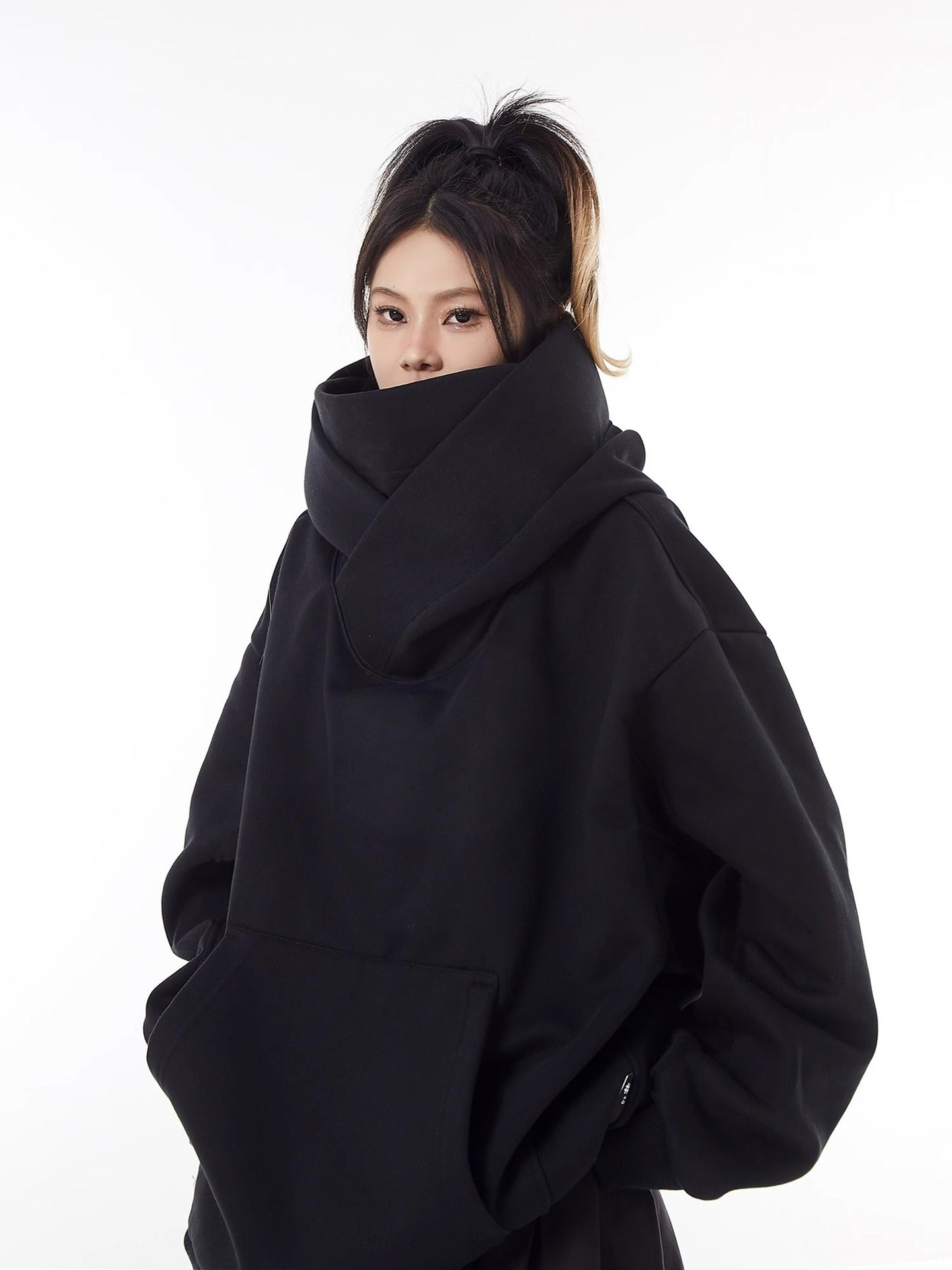 Loose High Collar Fleece-Lined Hoodie – Cozy Winter Sweatshirt